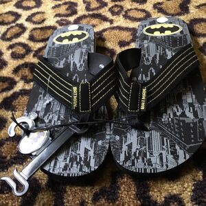 Batmam Men's Graphic Flip Flops Sandals Shoes Size XL 13/14 Multi-Color